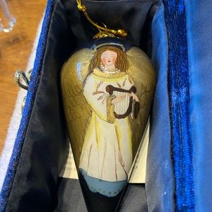 Pier 1 La Bien Christmas hand painted ornament 1999. NWOT